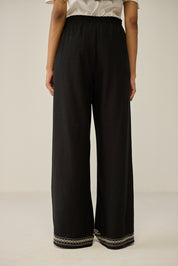 Wide leg trouser with embroidery