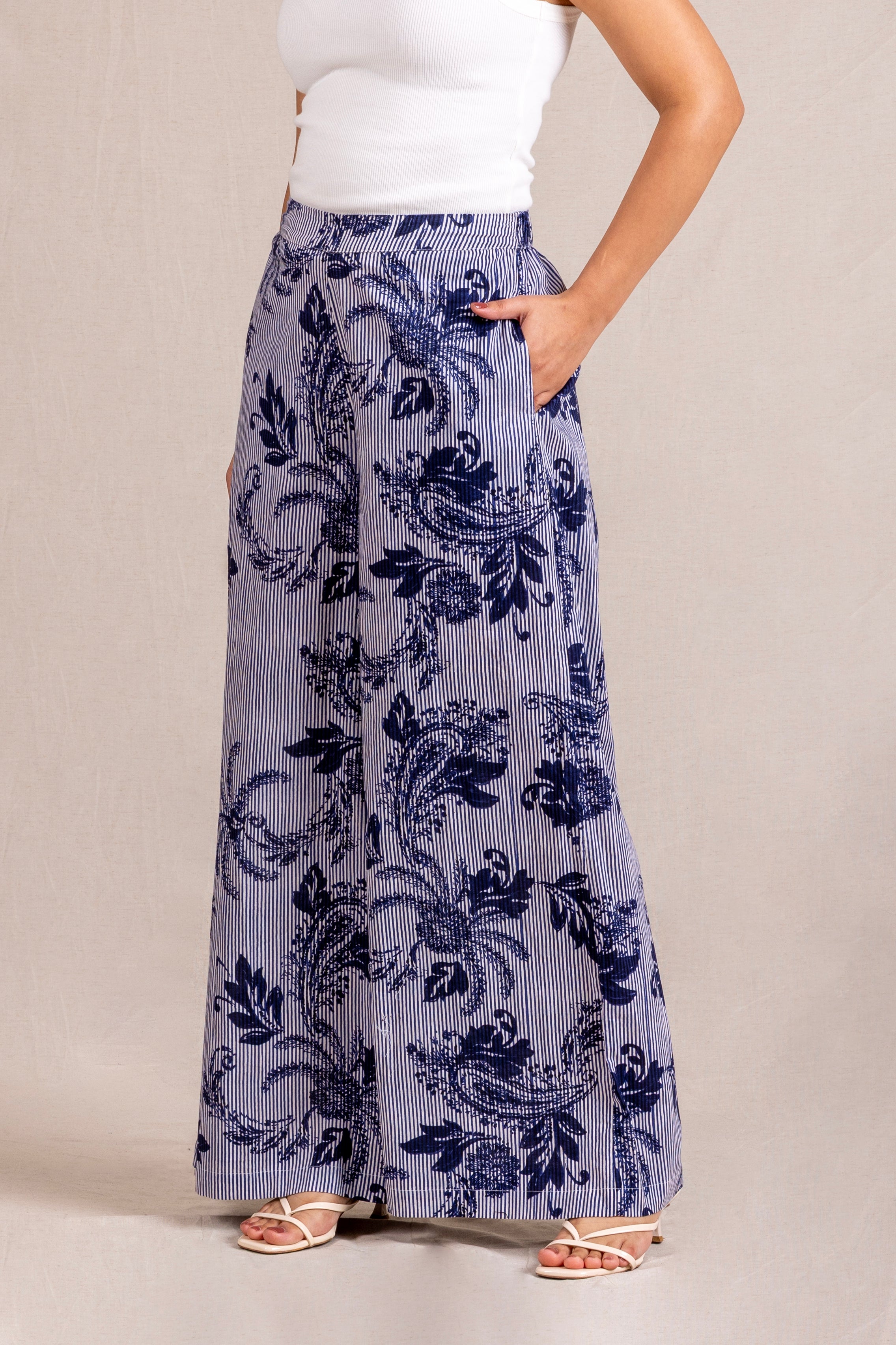 Blue floral striped wide-leg pants