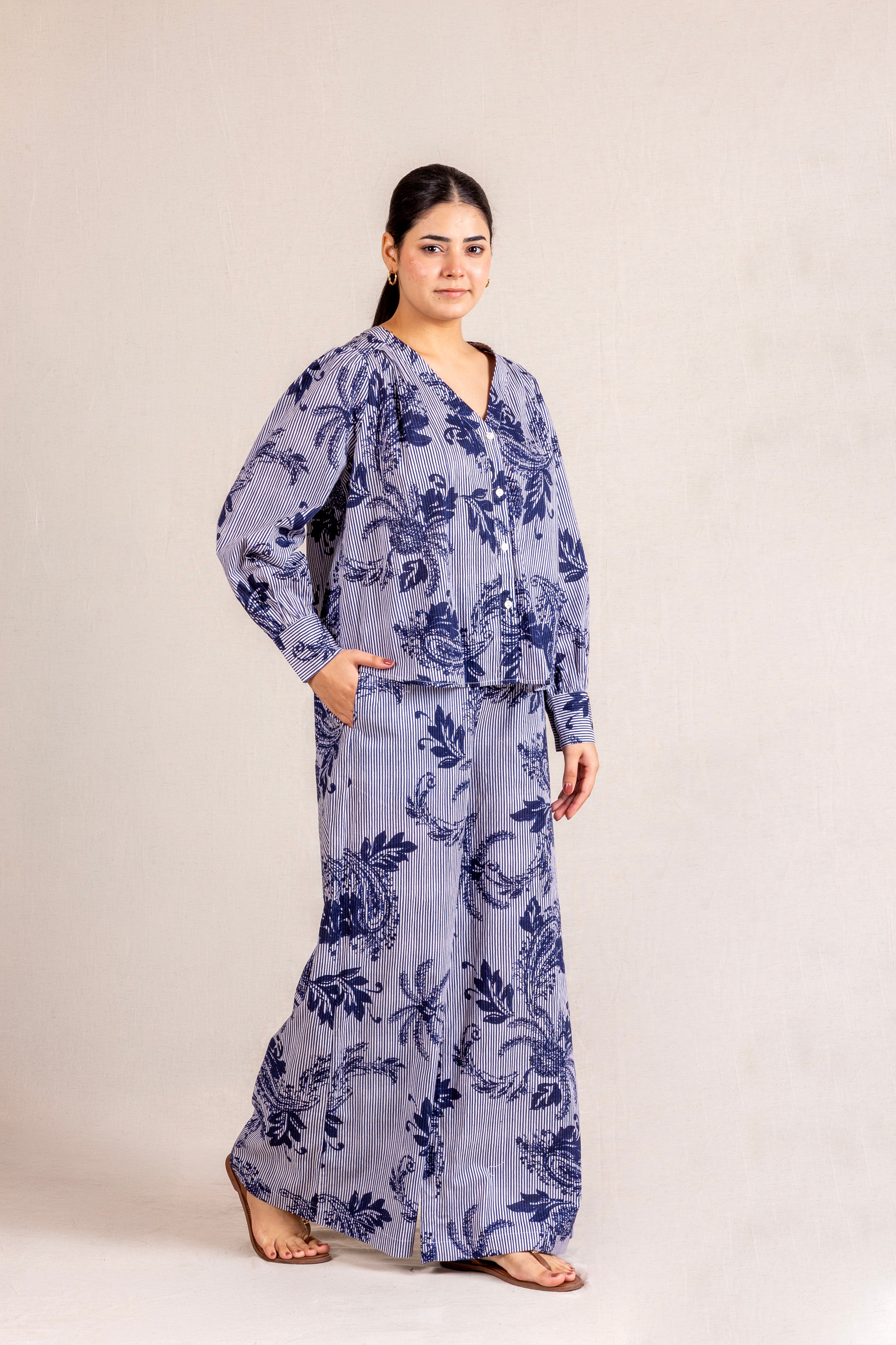 Blue floral trouser set