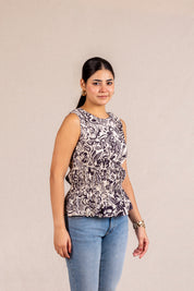 Floral print sleeveless blouse
