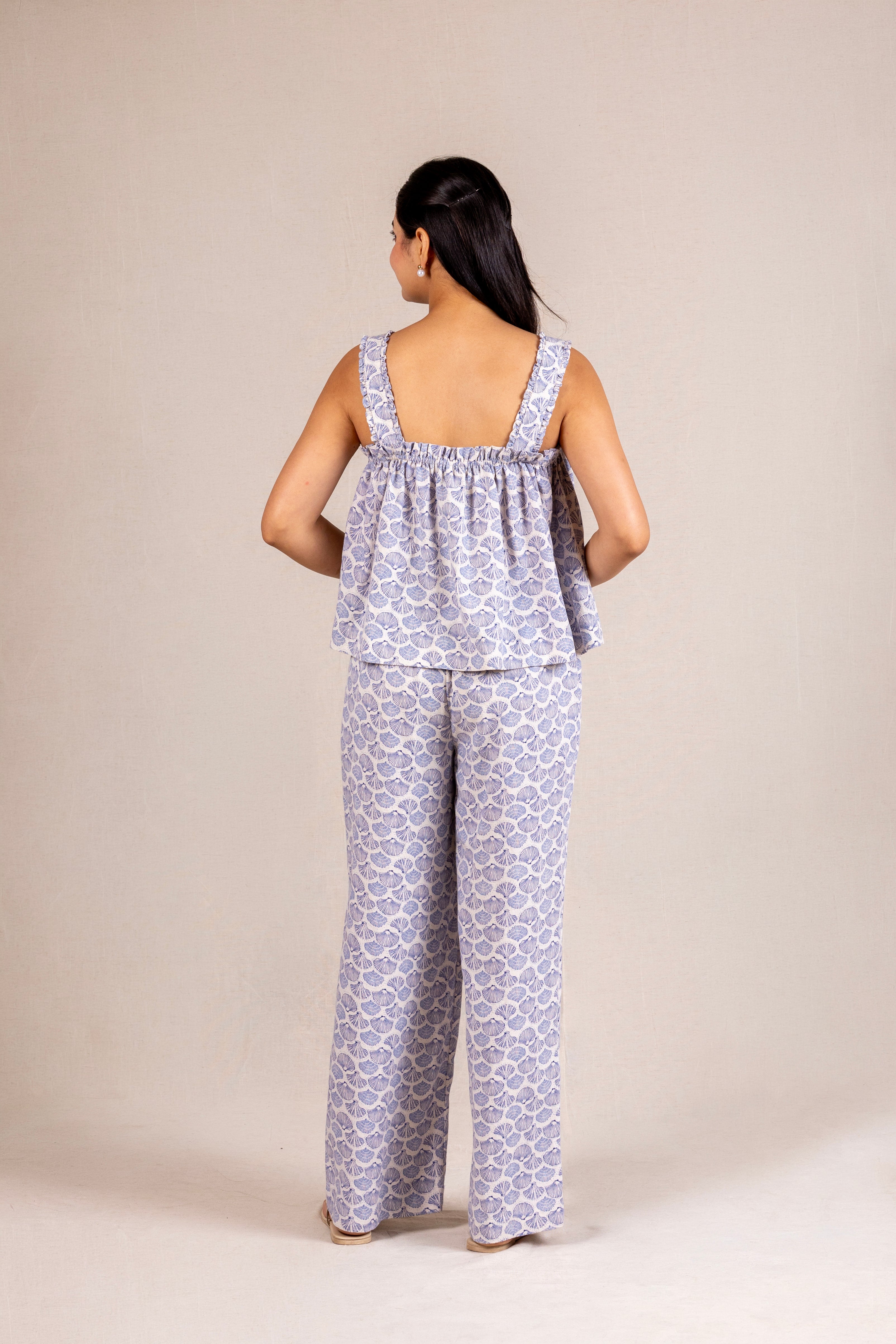 Blue shell print set